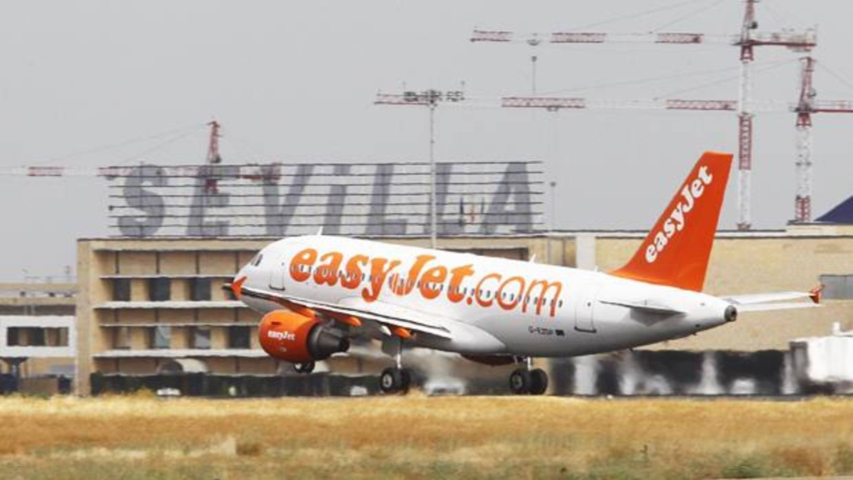 La compañía de bajo coste Easyjet ya conecta Sevilla con otras siete ciudades europeas