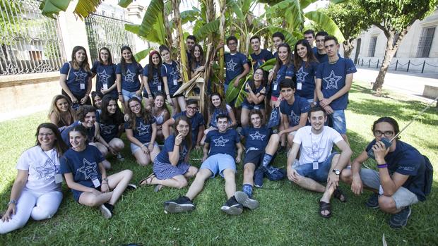 La Universidad de Sevilla acoge este año el «Campus Científico de Verano» de todo el país