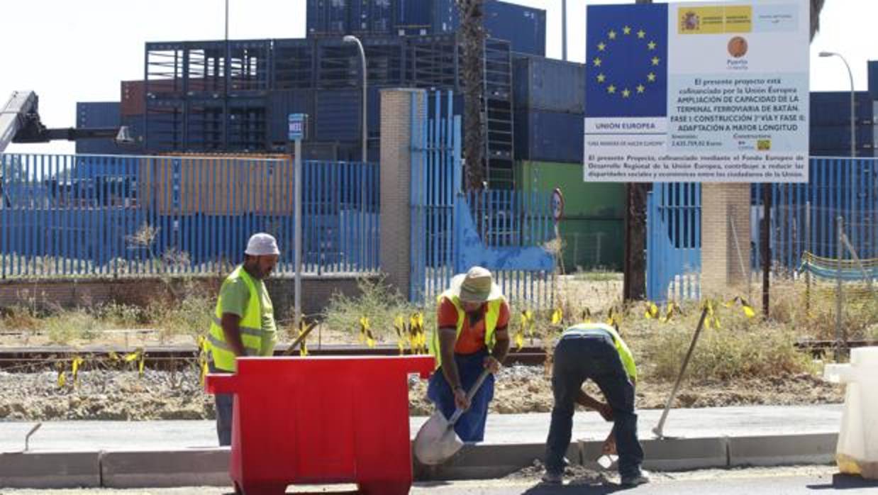 Trabajos en la carretera de la esclusa financiados con fondos europeos