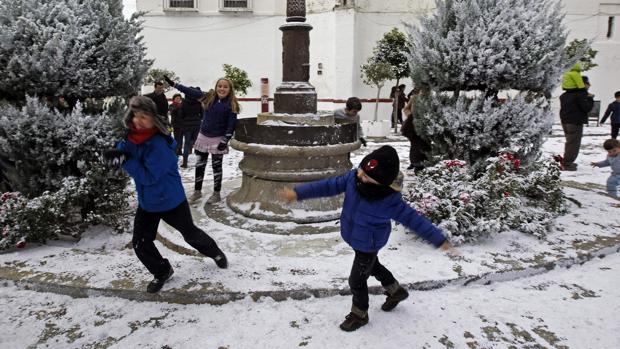 Tiempo en Sevilla: más frío y posibilidad de nevadas para toda la semana