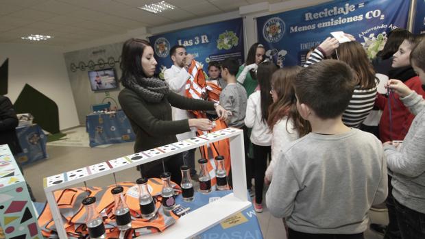 Lipasam instalará «mini puntos limpios» en los barrios para facilitar el reciclaje de residuos