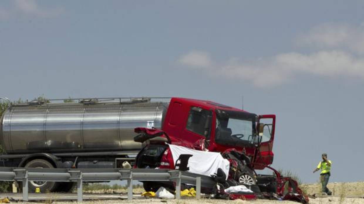 Accidente en la carretera autonómica A-364 del término municipal de Marchena