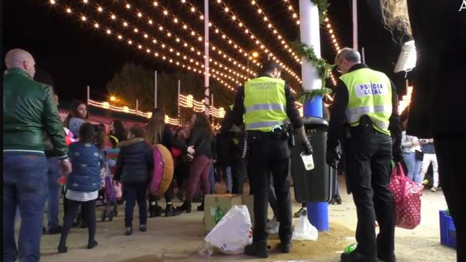 Feria de Abril de Sevilla 2018: La Policía Local, firme contra el botellón en el real