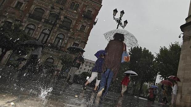 El tiempo en Sevilla: vuelven las lluvias y... las tormentas