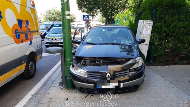 Heridos un anciano y un bebé tras un atropello en Sevilla por una conductora que perdió el control