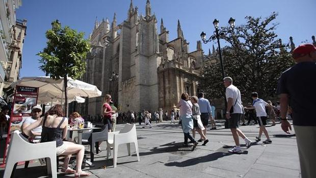 El tiempo en Sevilla: adiós a la lluvia, regresa el sol y los termómetros llegarán a los 37ºC