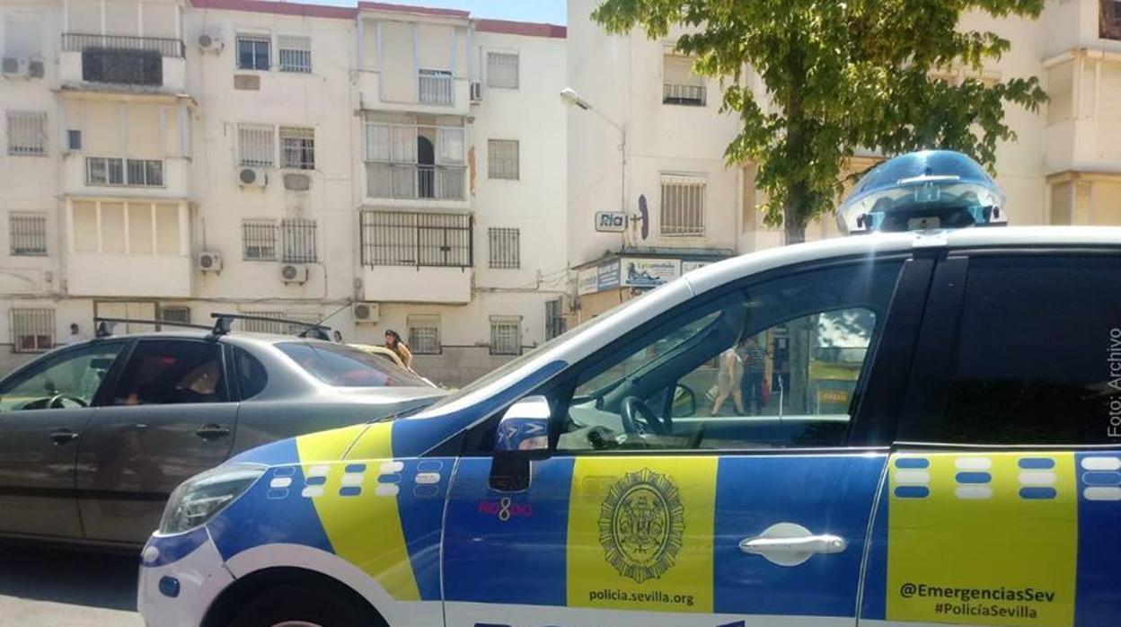 Una patrulla de la Policía Local de Sevilla