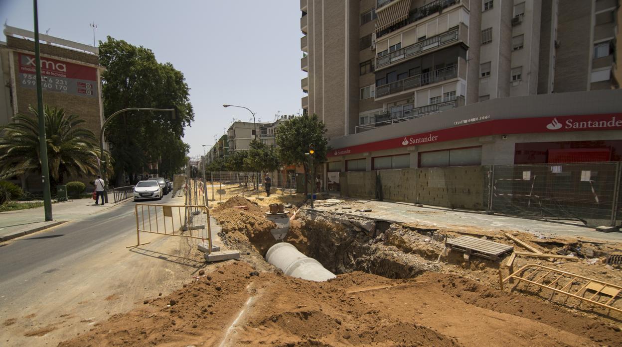 La actuación de mayor envergadura de esta recopilación de obras que comenzaron hace alrededor de un mes y medio se encuentra en la avenida del Greco