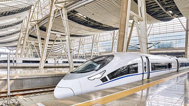 Un estudio de la US apunta al «bajo impacto» del AVE sobre el turismo internacional