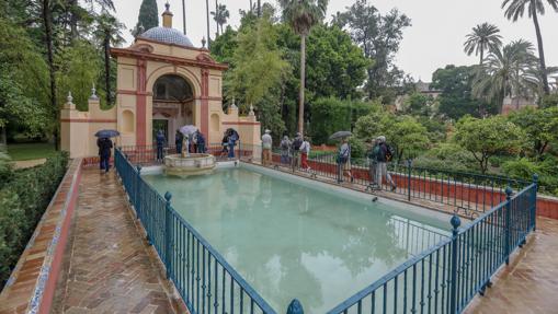 El estanque del León en el Alcázar
