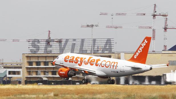 La compañía EasyJet inicia la nueva ruta entre Sevilla y Venecia