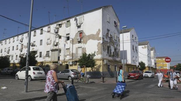 Una madre sevillana, absuelta de corrupción de menores, busca a su hija retirada por la Junta