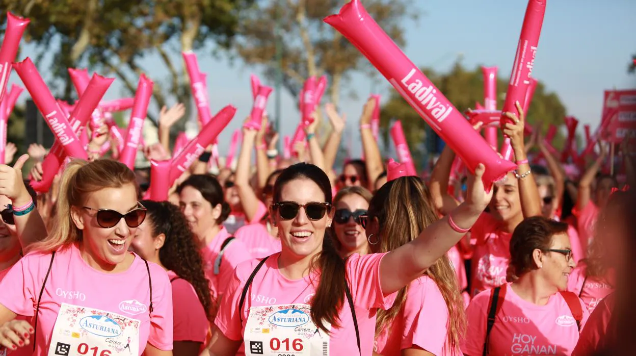 Diez mil mujeres han participado en la Carrera de la Mujer
