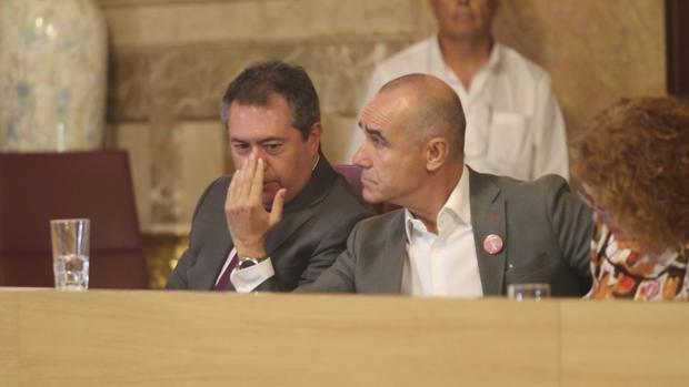 Participa, IU, sindicatos, consumidores y asociaciones vecinales se unen contra la bajada del IBI