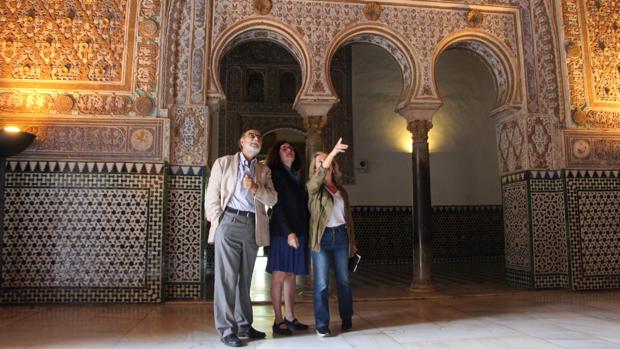 El Real Alcázar invierte 76.500 euros para conservar las yeserías del palacio mudéjar