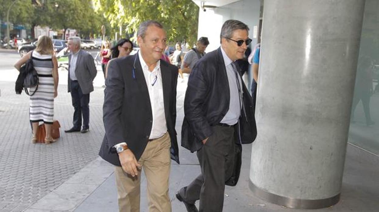 Juan José García entrando en los juzgados durante una sesión anterior