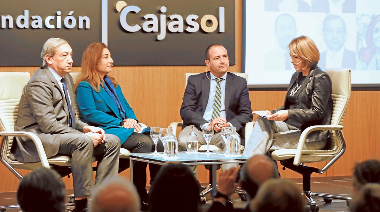 De izquierda a derecha, Antonio Méndez, Valme Muñoz, Manuel Castillo y Mabel Lozano