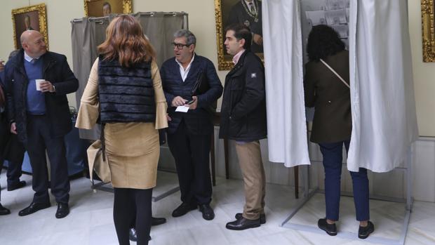 Más del 32% de los letrados ejercientes participan en las elecciones del Colegio de Abogados de Sevilla