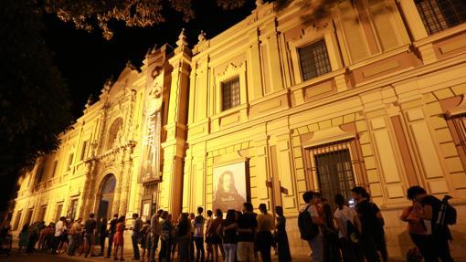 La Noche en Blanco, ambiente en el Museo de Bellas Artes.