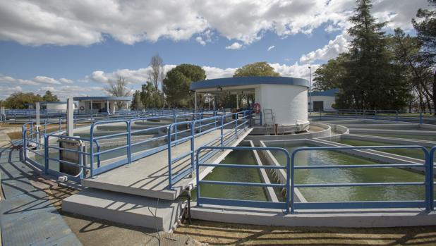 Cada sevillano gasta 113 litros de agua al día