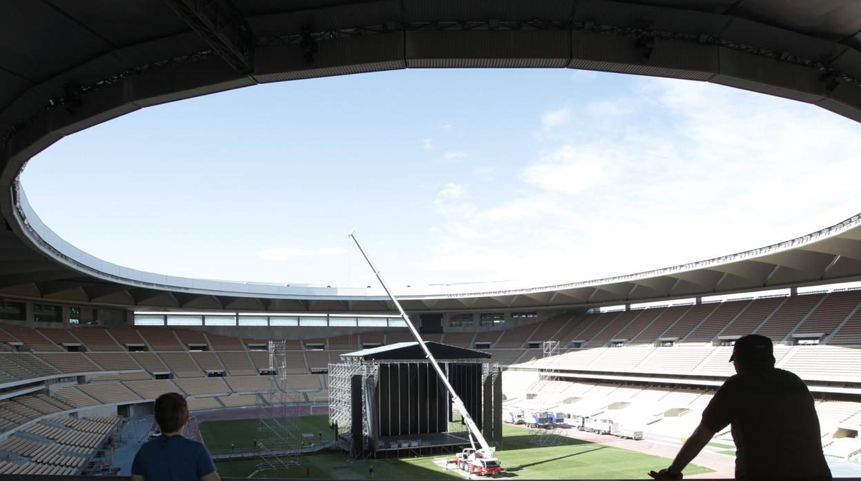 El Estadio de la Cartuja ha debido cerrar por el deterioro de su cubierta