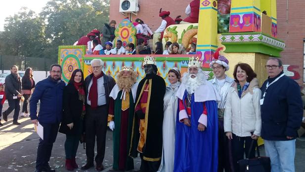 Sus Majestades se despiden hoy de Sevilla por los barrios, empezando por el Distrito Sur y Cerro-Amate