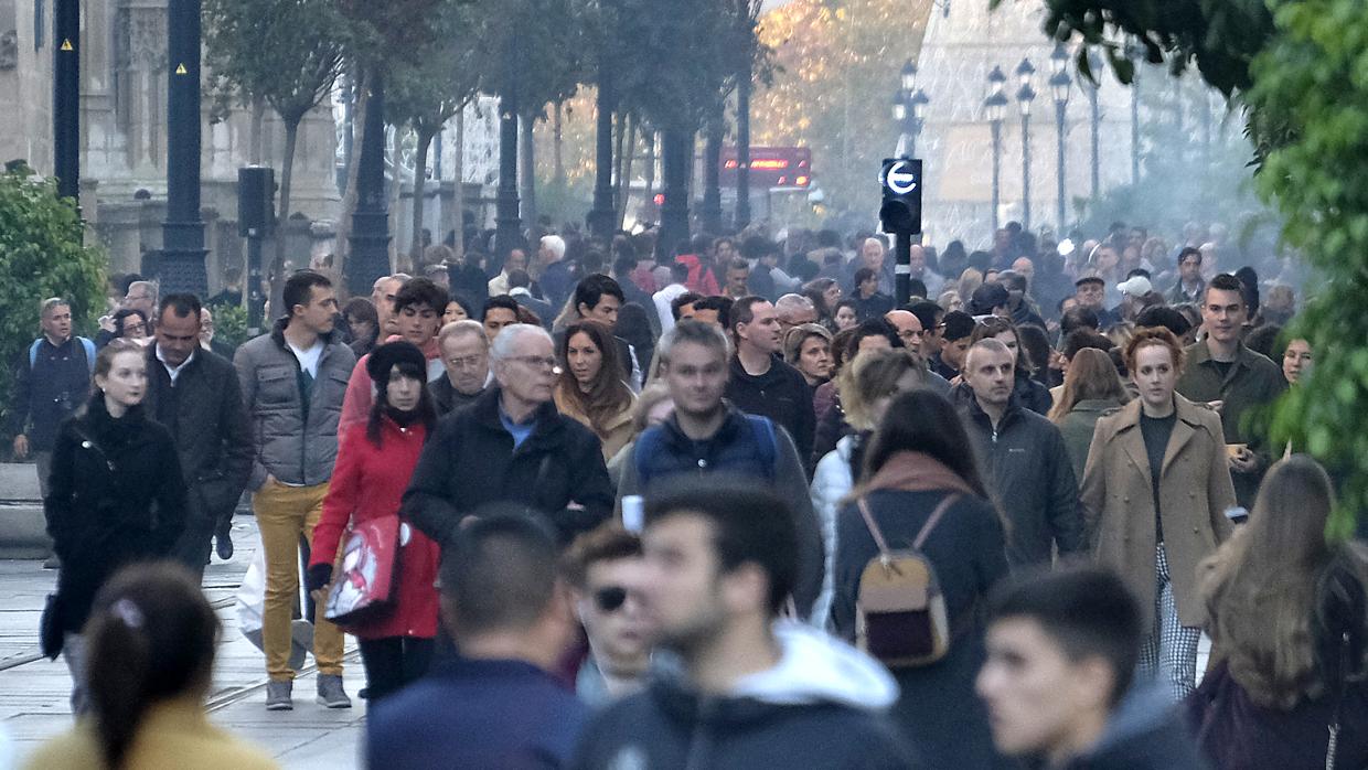 Sevilla ha perdido en la última década más de 15.000 habitantes