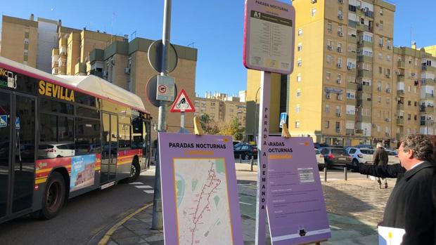 Estreno de las paradas de autobús «anti acoso» para mujeres en Sevilla