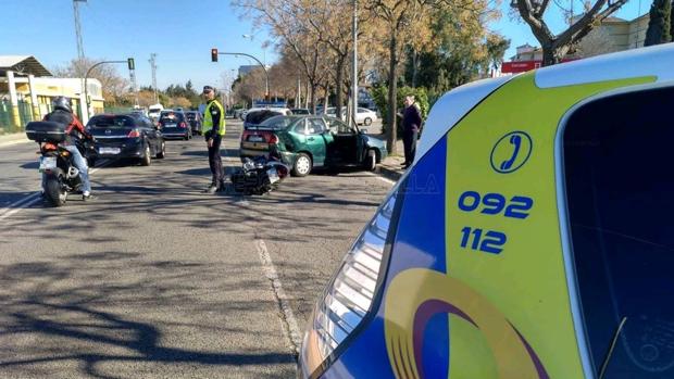 Cinco heridos en tres accidentes de tráfico ocurridos en Sevilla capital