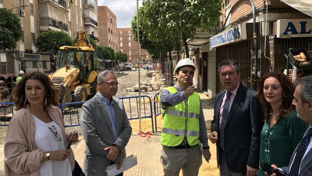 El Ayuntamiento de Sevilla realizará obras en medio centenar de calles hasta 2020