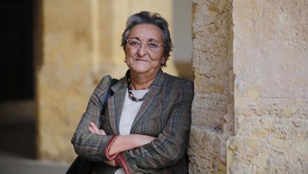 Mercedes Borrero: «Los políticos quieren reescribir la Historia de España y eso es de vergüenza»