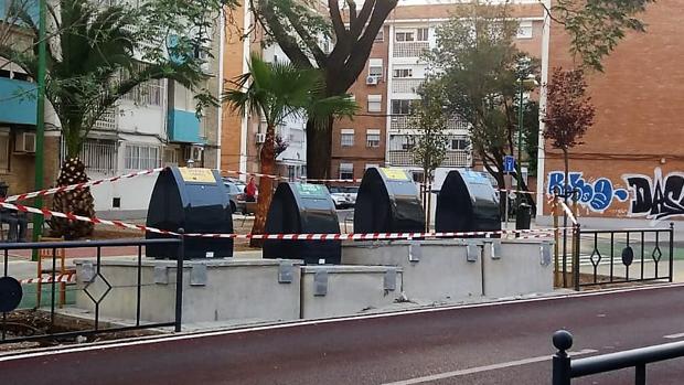 Los contenedores soterrados de El Greco se levantan con la lluvia días después de su estreno