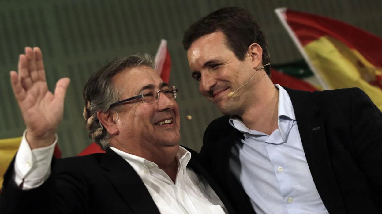 Zoido y Casado durante el cierre de campaña del PP para las últimas elecciones andaluzas