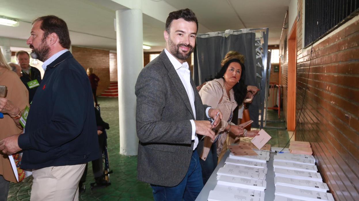 Pau Cambronero de Ciudadanos en el Colegio San José