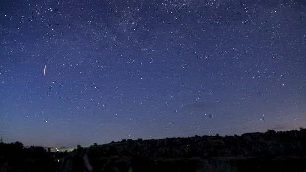 El cielo de Sevilla como nunca lo has visto: observación de estrellas en la Sierra Norte