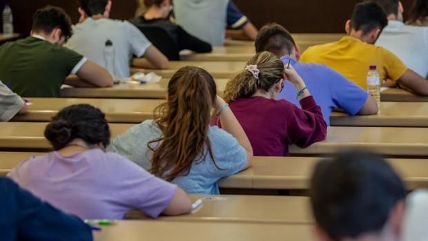 El examen de historia de Selectividad en Andalucía: La dictadura de Primo de Rivera y la Desamortización de Mendizábal