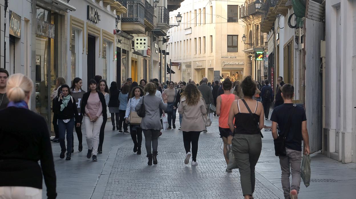 CAlle Tetuán, cuya ocupación de locales es completa