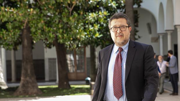 Francisco Serrano afea que el fallo del Supremo esté «cargado de condicionantes mediáticos y políticos»