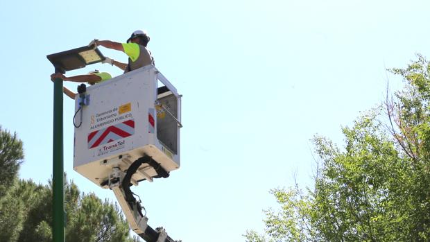 El parque Infanta Elena de Sevilla contará con iluminación pública por energía solar