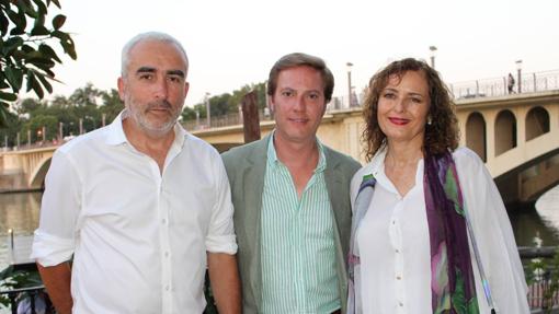 Daniel Alcántara, Salvador Toscano y María Luisa Cobián