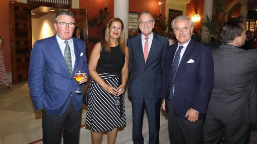 Antonio Olavarría, Sonia Gaya, Eusebio Pérez Torres y Francisco Berjano