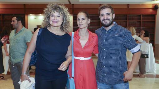 Piluca Querol, Marichu Sanz y Sergio Llastarry