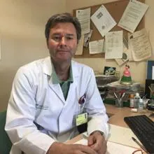 El doctor Jesús Rodríguez Baño del Servicio de Enfermedades Infecciosas