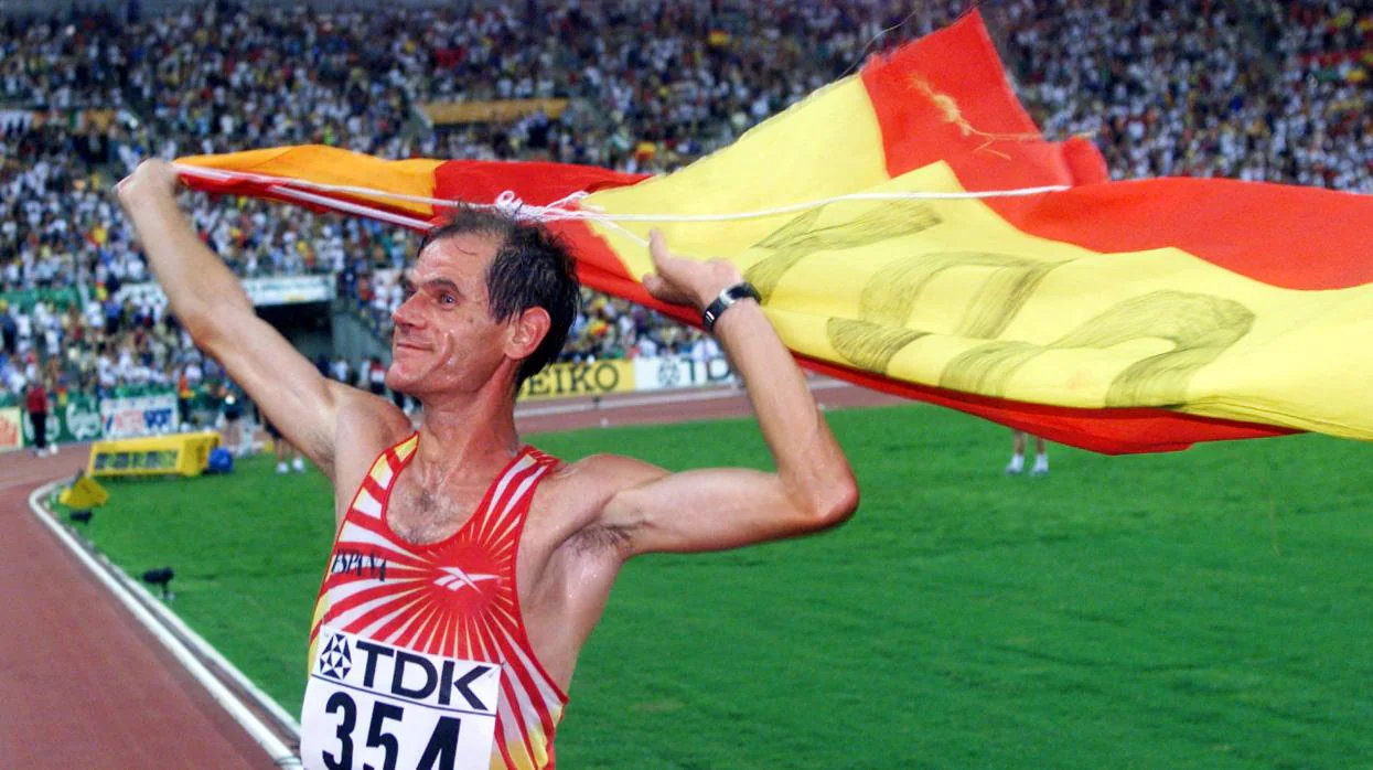 Abel Antón, momentos después de vencer en el maratón de 1999