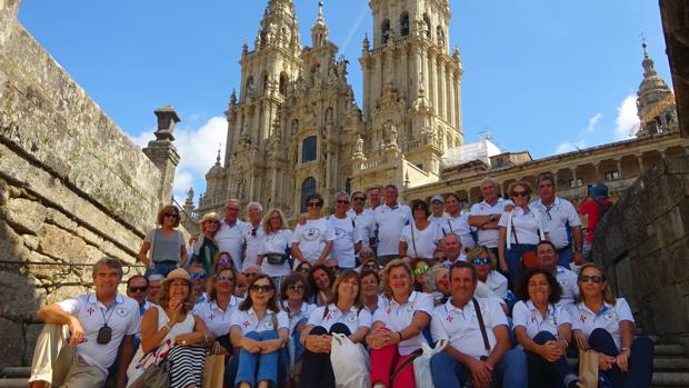 A Santiago con el corazón partío