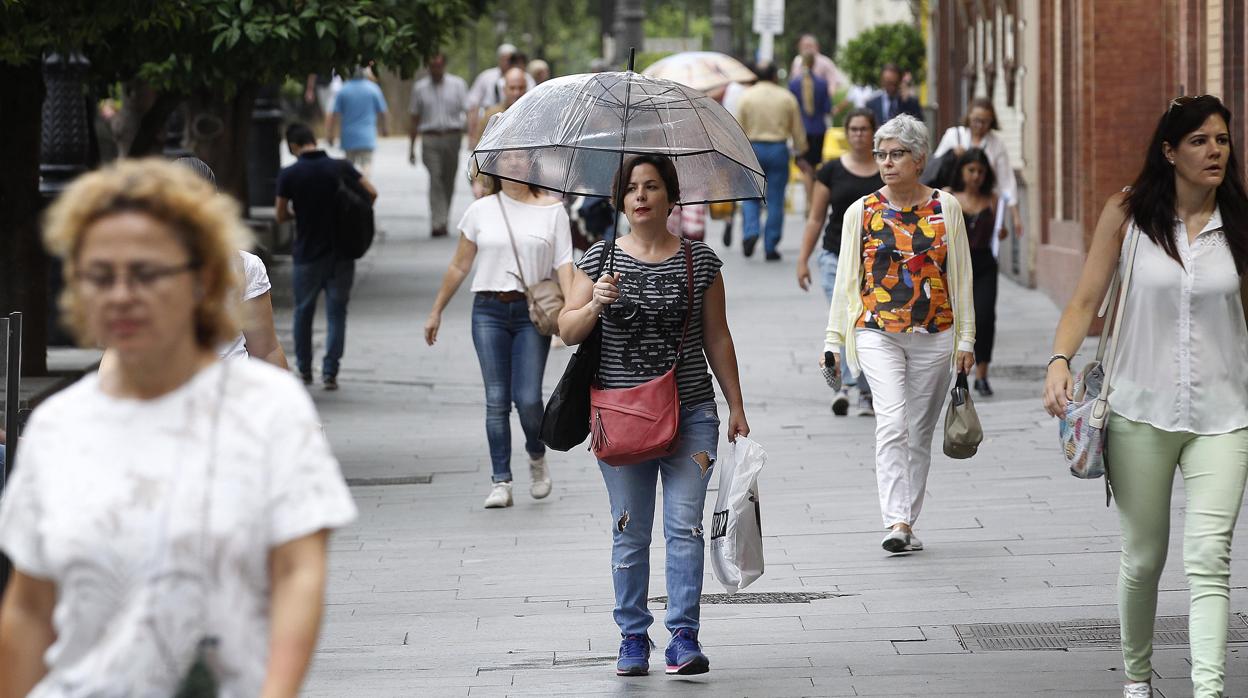 La probabilidad de lluvia para el viernes y el sábado será de un 65%