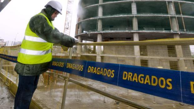 Dragados detectó facturas «no reales» de más de un millón de euros en arena y grava no suministrada