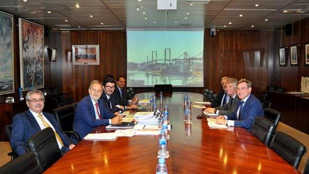 El Puerto de Sevilla invertirá casi ocho millones en modernizar las infraestructuras