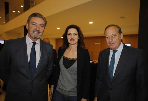 Gaspar Sáez, Cristina Ybarra y Álvaro Rodríguez Guitart