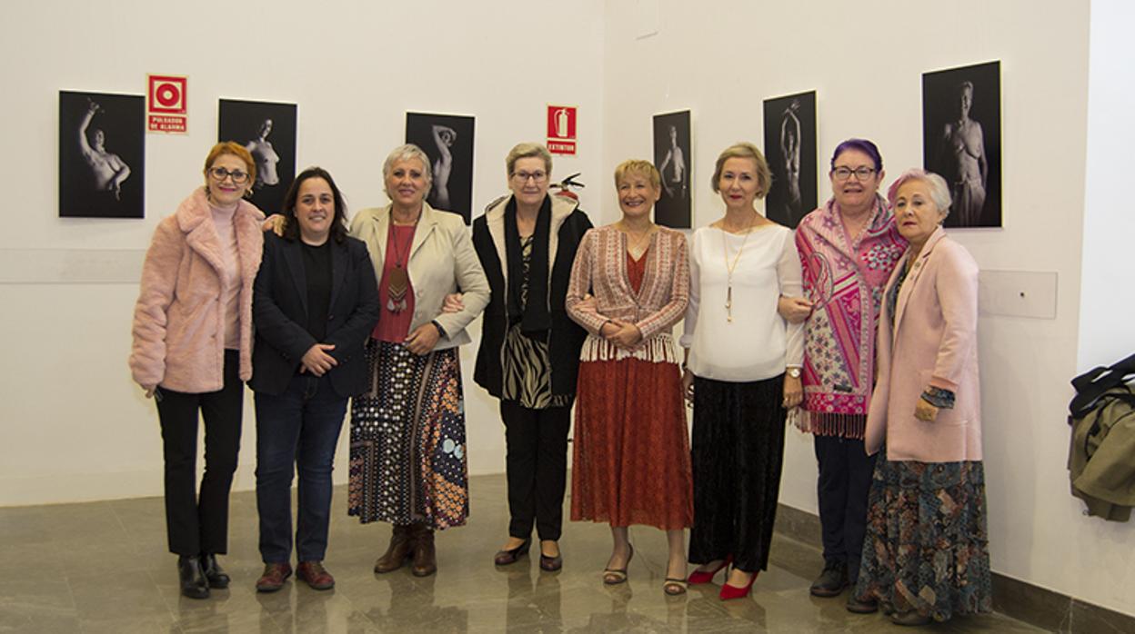 Las sonrisas que eclipsan a las cicatrices del cáncer de mama